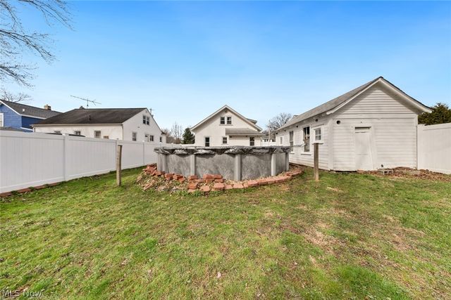 431 Myrtle Street, Ravenna, OH 44266