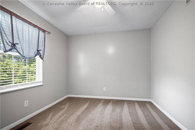 18 Sitting Bull Drive, St Albans, WV 25177