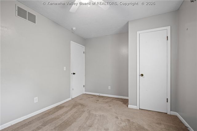 18 Sitting Bull Drive, St Albans, WV 25177