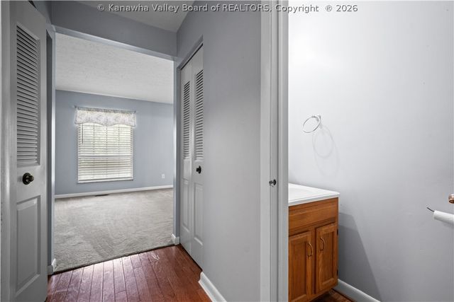 18 Sitting Bull Drive, St Albans, WV 25177