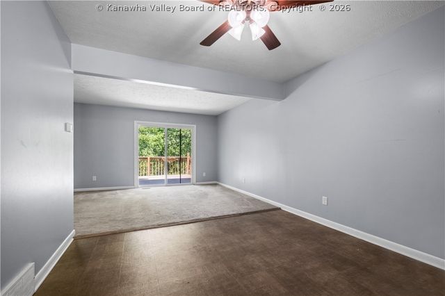 18 Sitting Bull Drive, St Albans, WV 25177