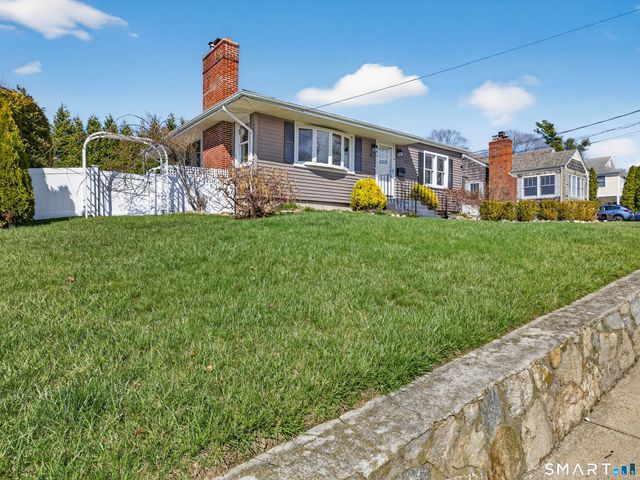 36 Baker Avenue, Groton, CT 06340