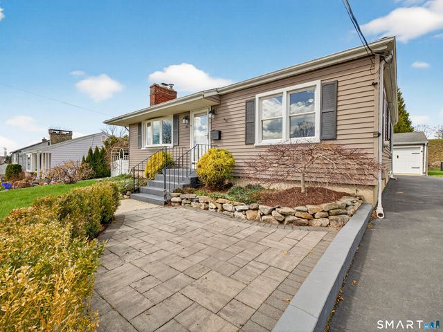 36 Baker Avenue, Groton, CT 06340