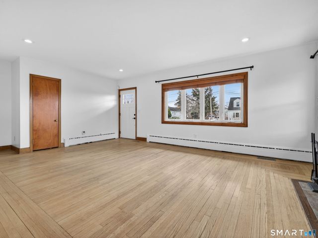36 Baker Avenue, Groton, CT 06340
