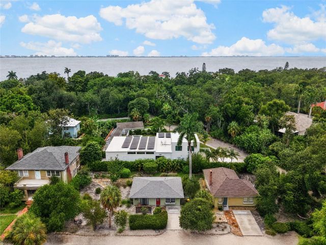 2475 ALAMEDA AVENUE B, Sarasota, FL 34234