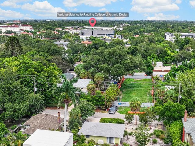2475 ALAMEDA AVENUE B, Sarasota, FL 34234