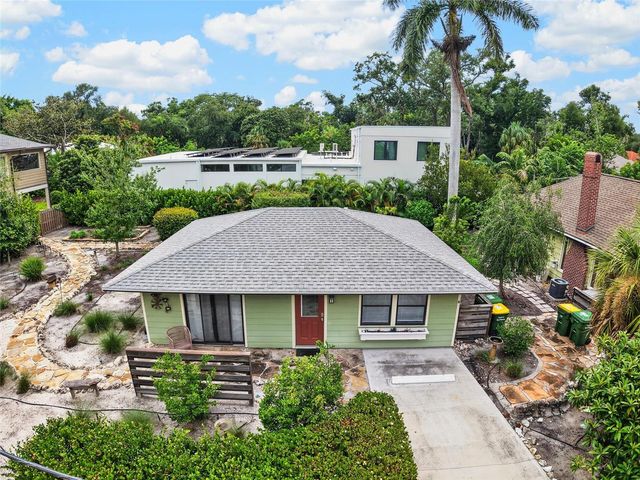 2475 ALAMEDA AVENUE B, Sarasota, FL 34234