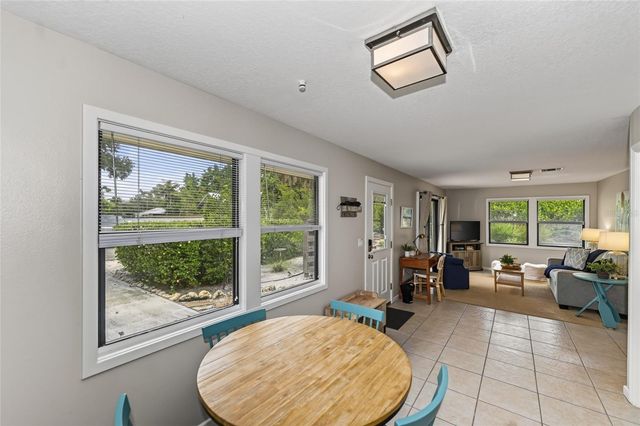 2475 ALAMEDA AVENUE B, Sarasota, FL 34234