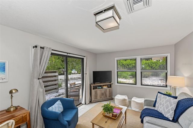 2475 ALAMEDA AVENUE B, Sarasota, FL 34234