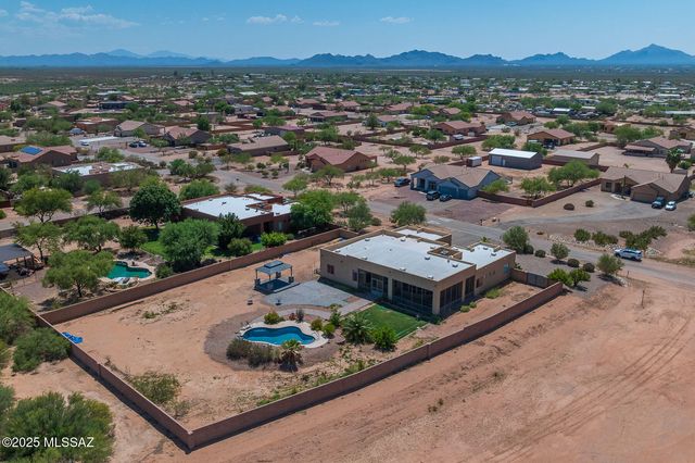 10258 N Tall Cotton Drive, Marana, AZ 85653