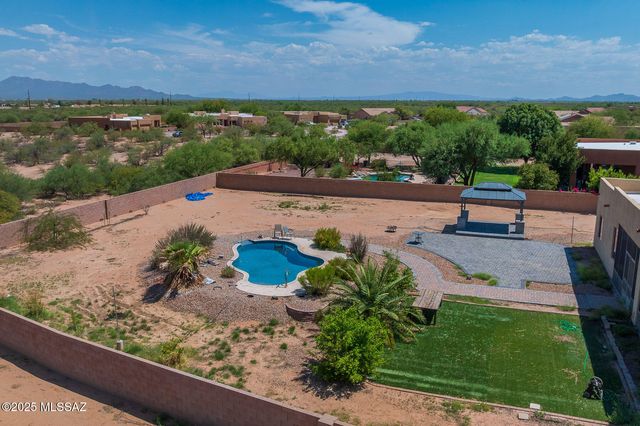 10258 N Tall Cotton Drive, Marana, AZ 85653