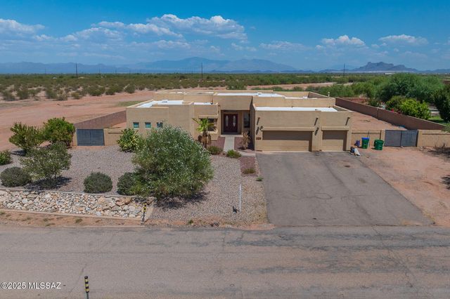 10258 N Tall Cotton Drive, Marana, AZ 85653