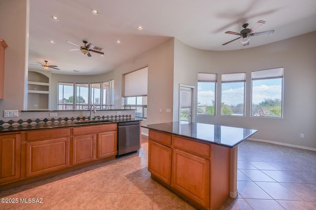 10258 N Tall Cotton Drive, Marana, AZ 85653