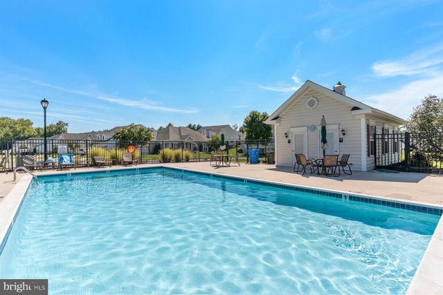 230 WILLIAMSBURG CIR, La Plata, MD 20646