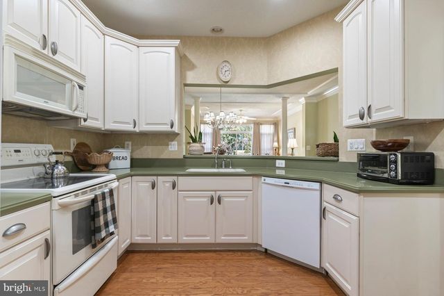 230 WILLIAMSBURG CIR, La Plata, MD 20646