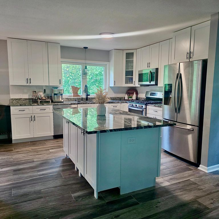 14104 Knollway Drive N, Minnetonka, MN 55305 — photo 2