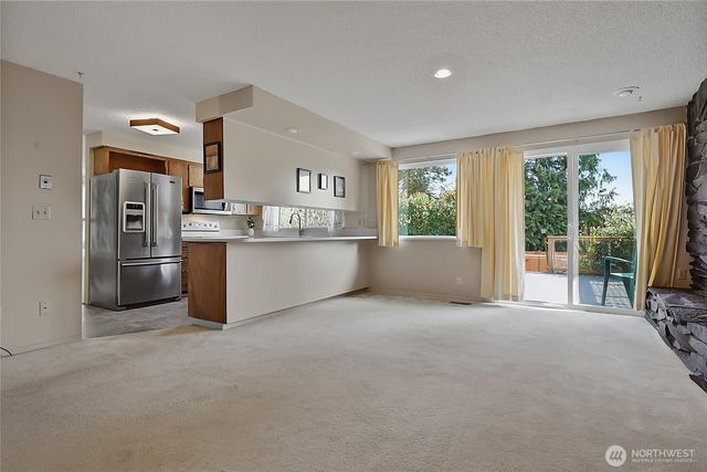 4032 Meridian Avenue N, Marysville, WA 98271