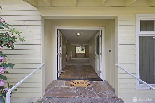4032 Meridian Avenue N, Marysville, WA 98271