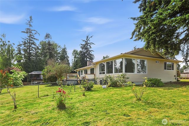 4032 Meridian Avenue N, Marysville, WA 98271
