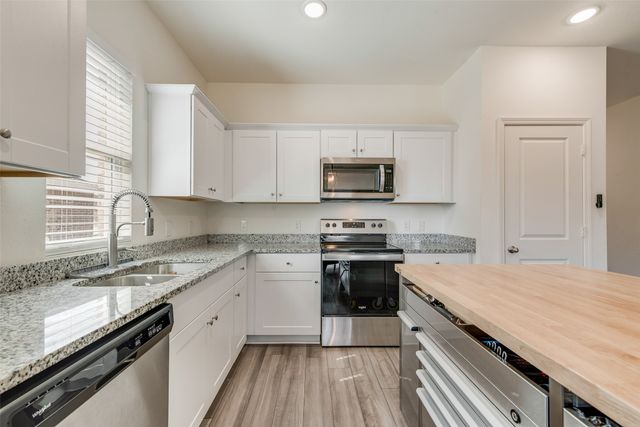 2544 Sanders Creek Drive, Glenn Heights, TX 75154