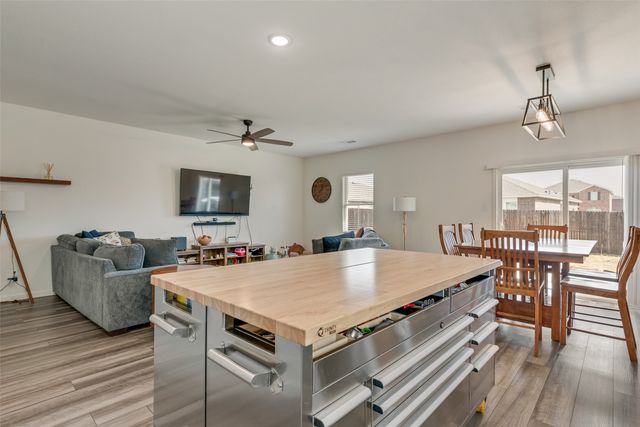 2544 Sanders Creek Drive, Glenn Heights, TX 75154