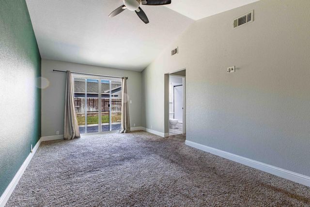 644 Swallow Dr, Manteca, CA 95336