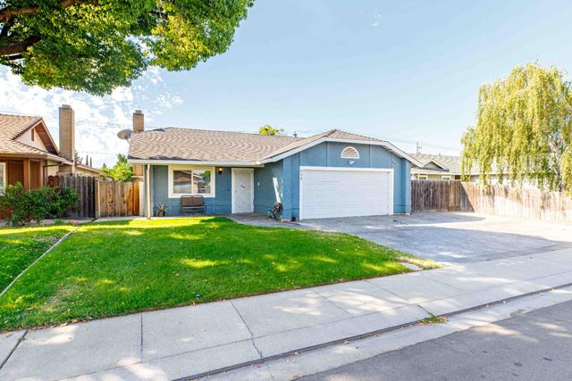 644 Swallow Dr, Manteca, CA 95336
