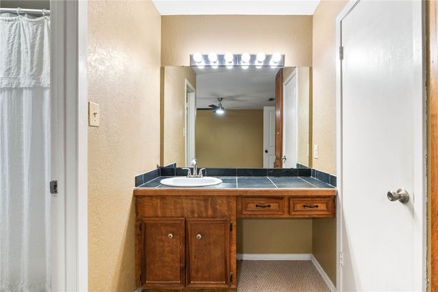 3713 Tripoli Dr, Corpus Christi, TX 78415
