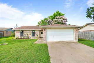 3713 Tripoli Dr, Corpus Christi, TX 78415