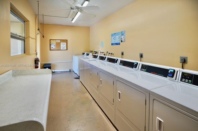 251 Berkley Rd 209, Hollywood, FL 33024