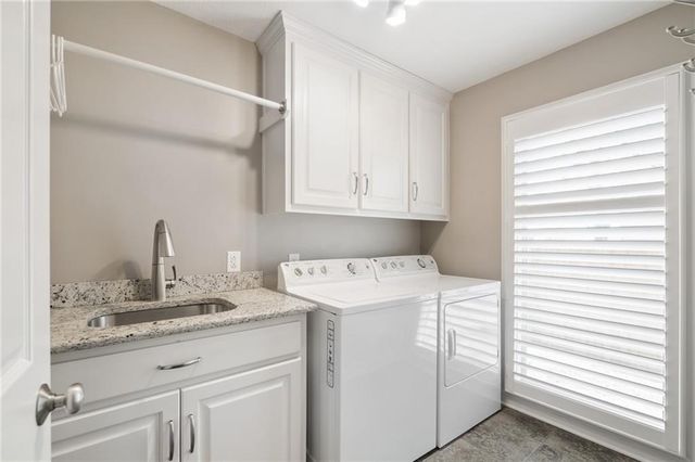 15717 W 138th Street, Olathe, KS 66062