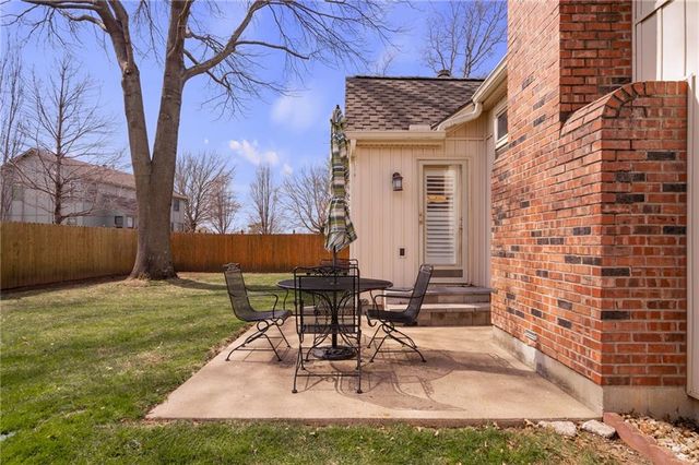 15717 W 138th Street, Olathe, KS 66062