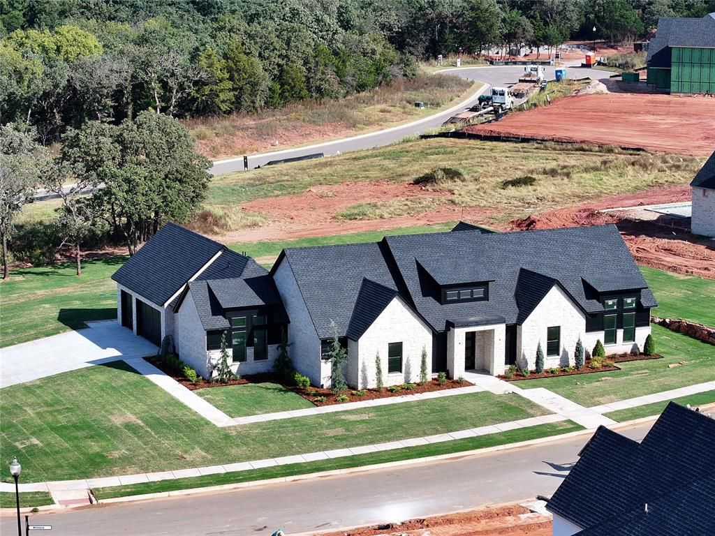 9401 Millstone Court, Edmond, OK 73034