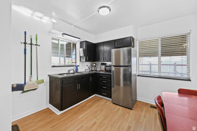 5476 S 2100 W, Roy, UT 84067
