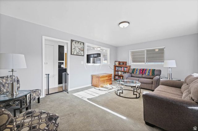 5476 S 2100 W, Roy, UT 84067