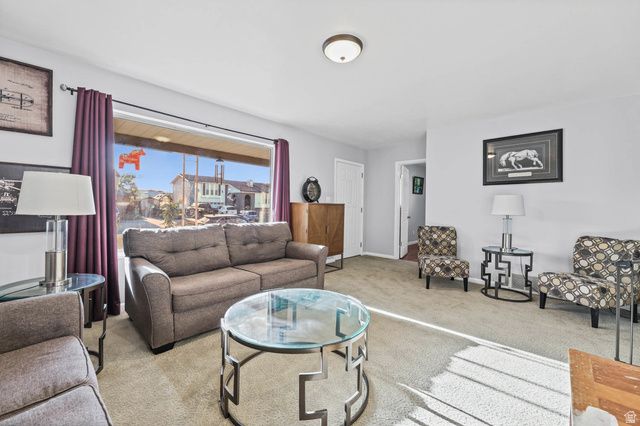 5476 S 2100 W, Roy, UT 84067