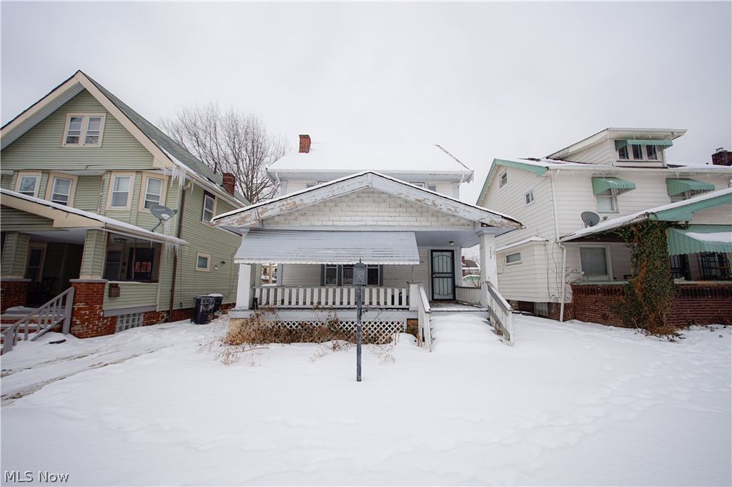 1335 Hampton, East Cleveland, OH 44112