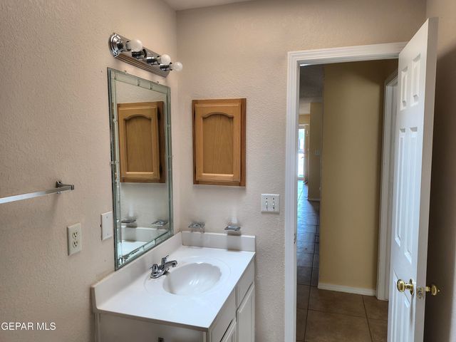 11668 CARLOS MORAN Court, El Paso, TX 79936