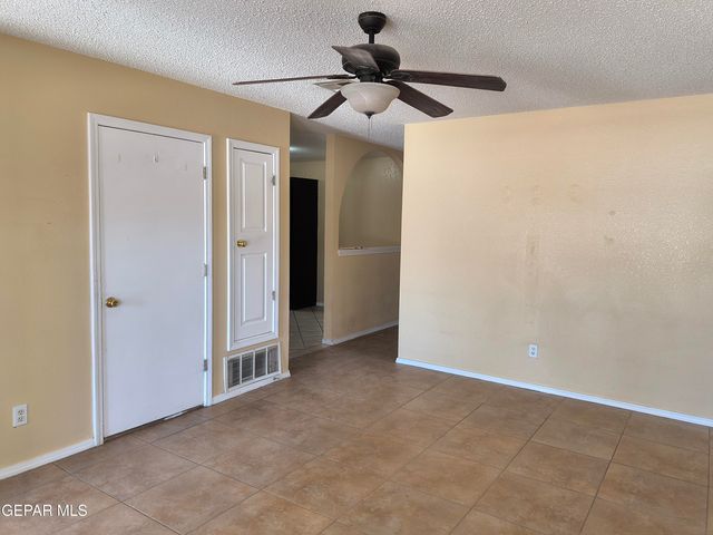11668 CARLOS MORAN Court, El Paso, TX 79936