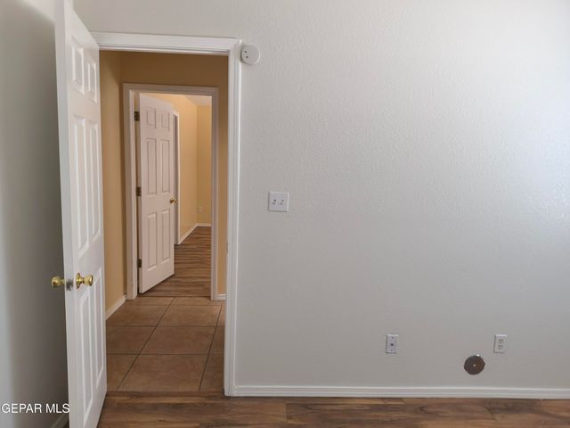11668 CARLOS MORAN Court, El Paso, TX 79936