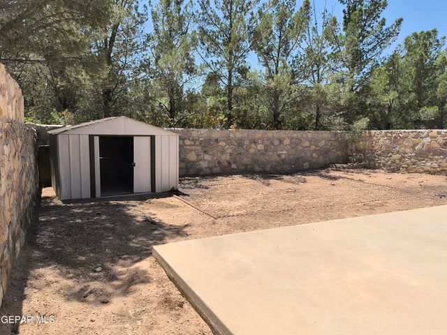 11668 CARLOS MORAN Court, El Paso, TX 79936
