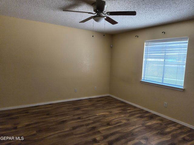11668 CARLOS MORAN Court, El Paso, TX 79936