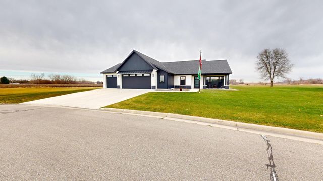 1824 Shady Lane NE, Willmar, MN 56201