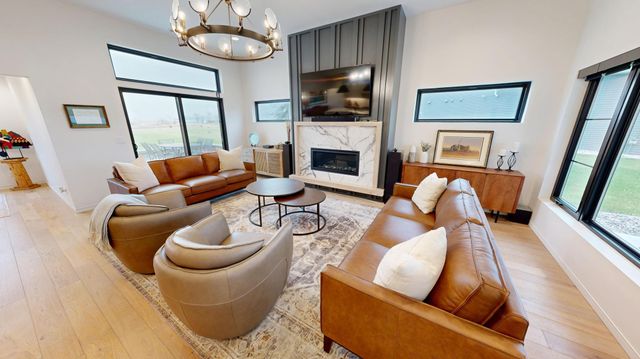 1824 Shady Lane NE, Willmar, MN 56201