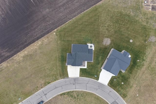 1824 Shady Lane NE, Willmar, MN 56201