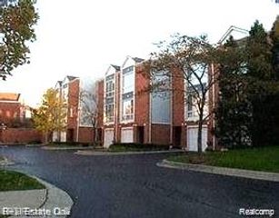 3304 Spinnaker Lane 47, Detroit, MI 48207