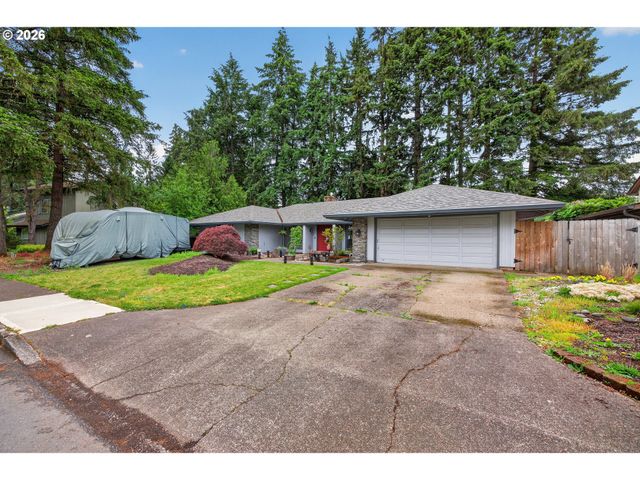 2264 Se SINGING WOODS Dr, Hillsboro, OR 97123