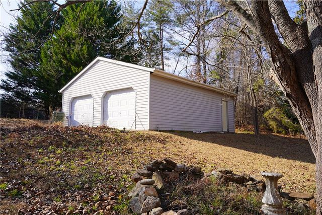 445 Brandy Lane, Pickens, SC 29671