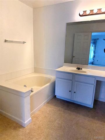 3560 Pearson Pointe Court, Mehlville, MO 63129