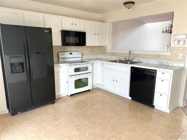 3560 Pearson Pointe Court, Mehlville, MO 63129